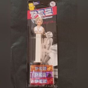 Marilyn Monroe PEZ Dispenser (NEW)